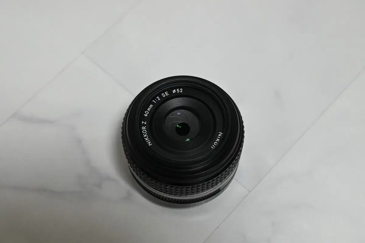 니콘 z 40mm f2 SE 번들렌즈